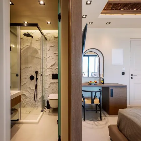 Deep Blue Agios Prokopios (Naxos)