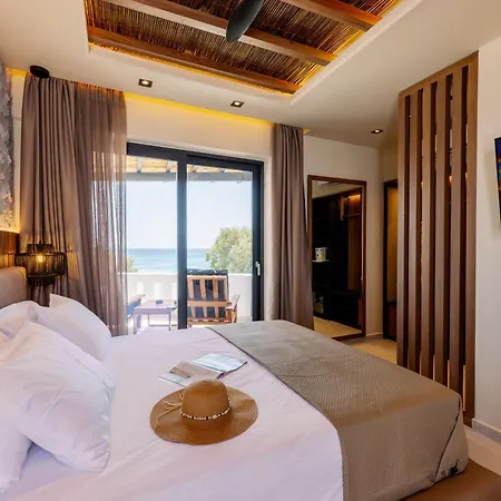 Deep Blue * Agios Prokopios (Naxos)