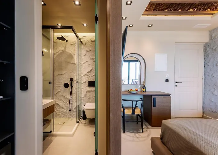 Deep Blue Agios Prokopios (Naxos)